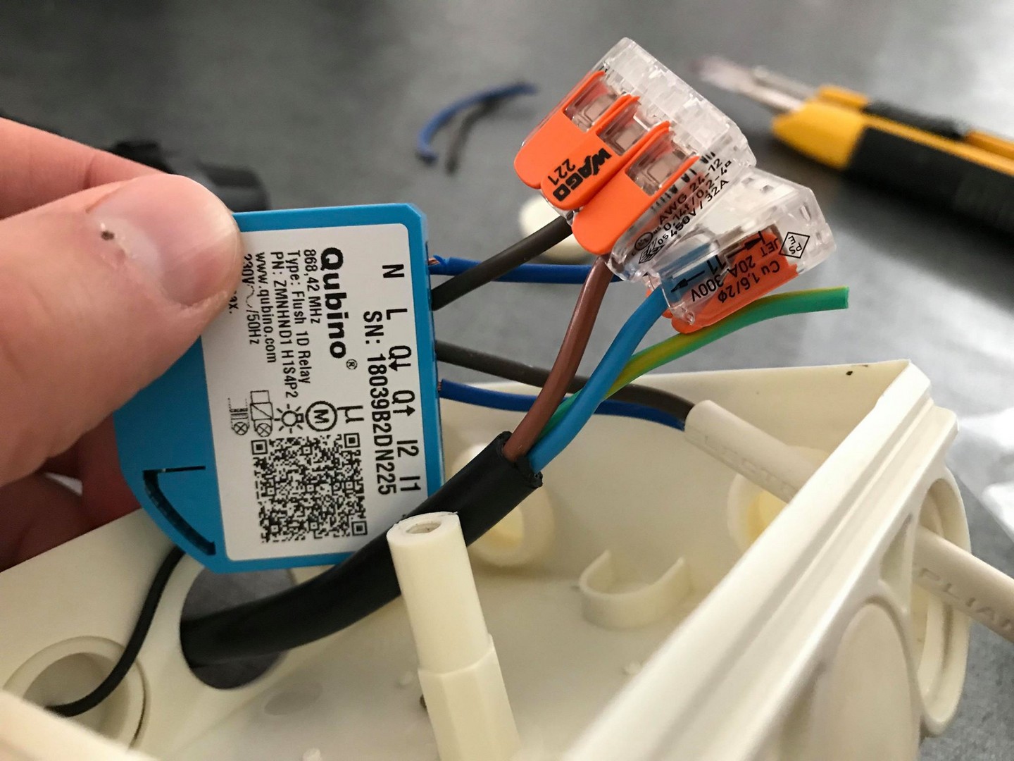 Z-wave garagedoor opener with Qubino Flush 1D Relay and Home Assistant